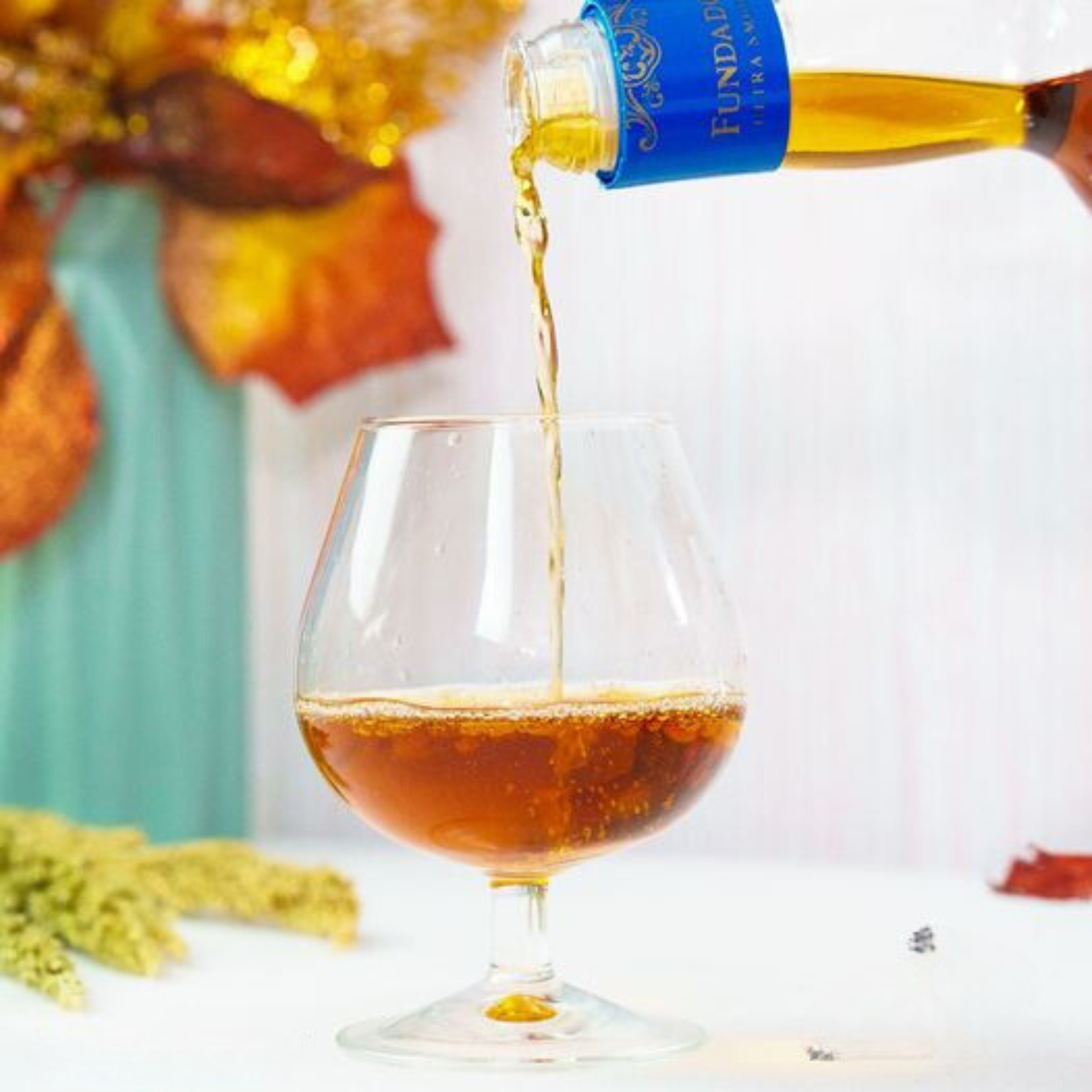 Fundador Ultra Smooth, 1L with Free premium Shot Glass in Gift Carton Box