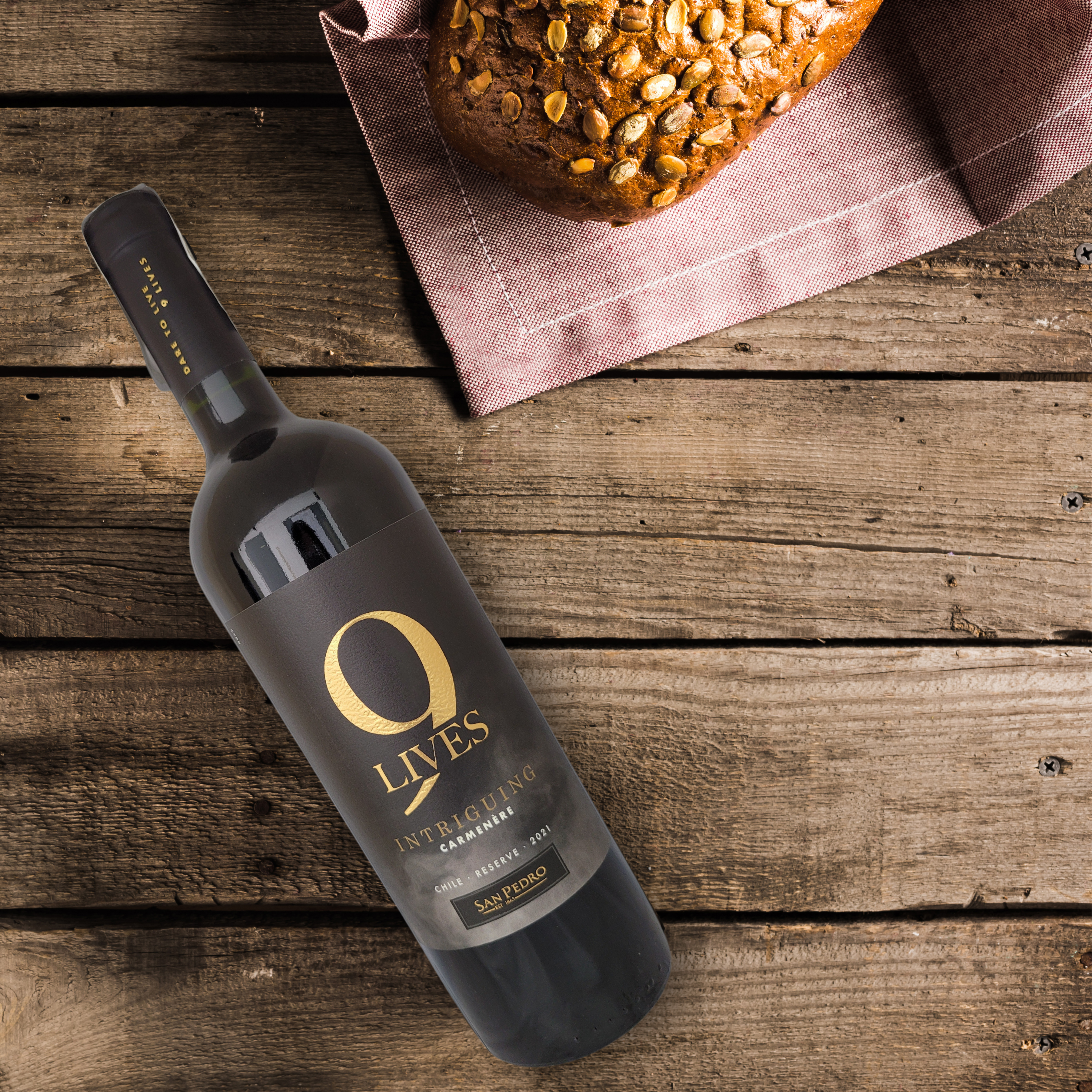 9 Lives Carmenere 2021